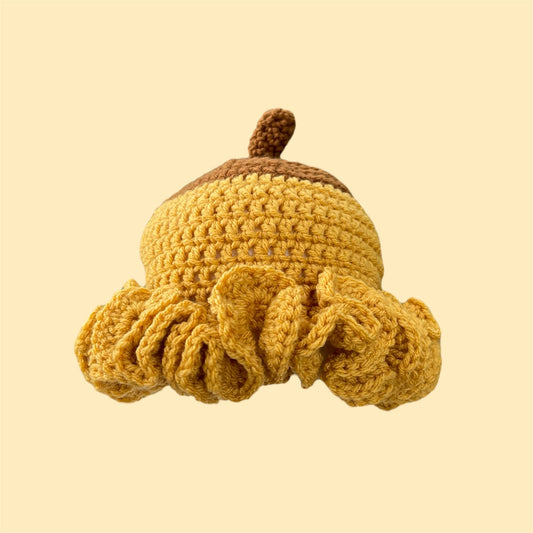 Banana ruffle hat